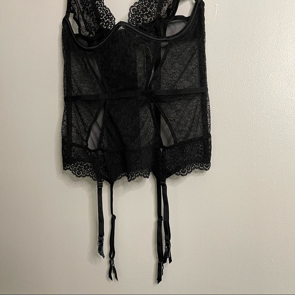 Victoria’s Secret Cup-Lace Corset With Garter, S - Picture 3 of 10